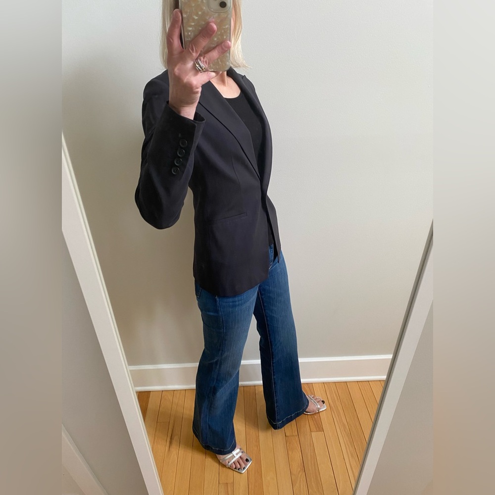 Black Teenflo Fine Wool Blazer in EUC - Picture 5 of 10